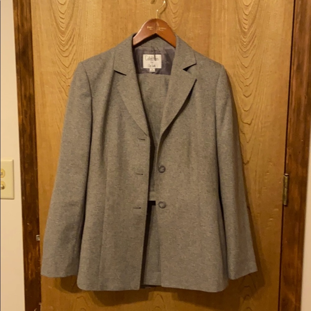 2 piece Collections for Le Suit grey suit